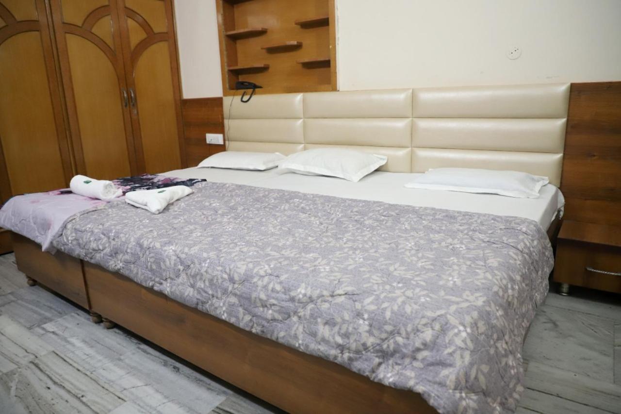 Rk Lodge Амритсар Экстерьер фото
