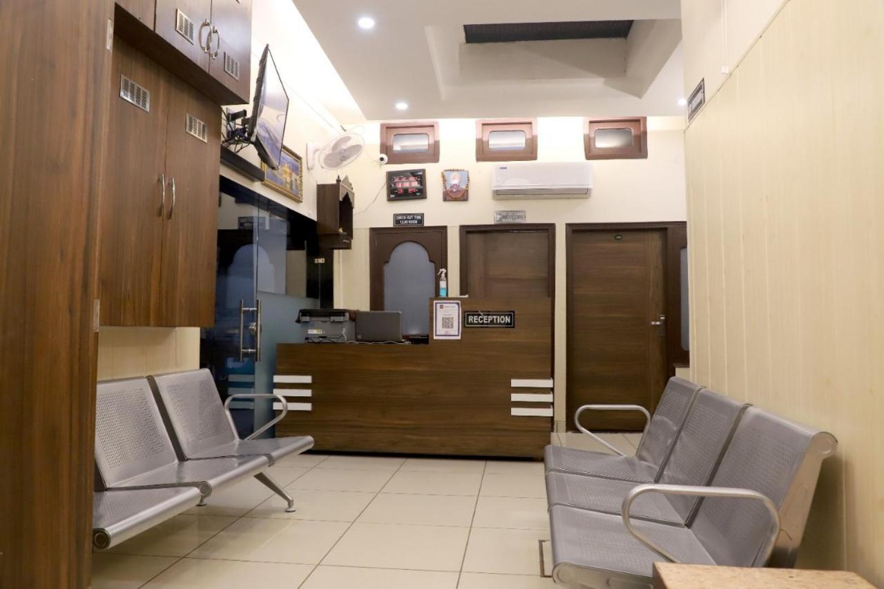 Rk Lodge Амритсар Экстерьер фото