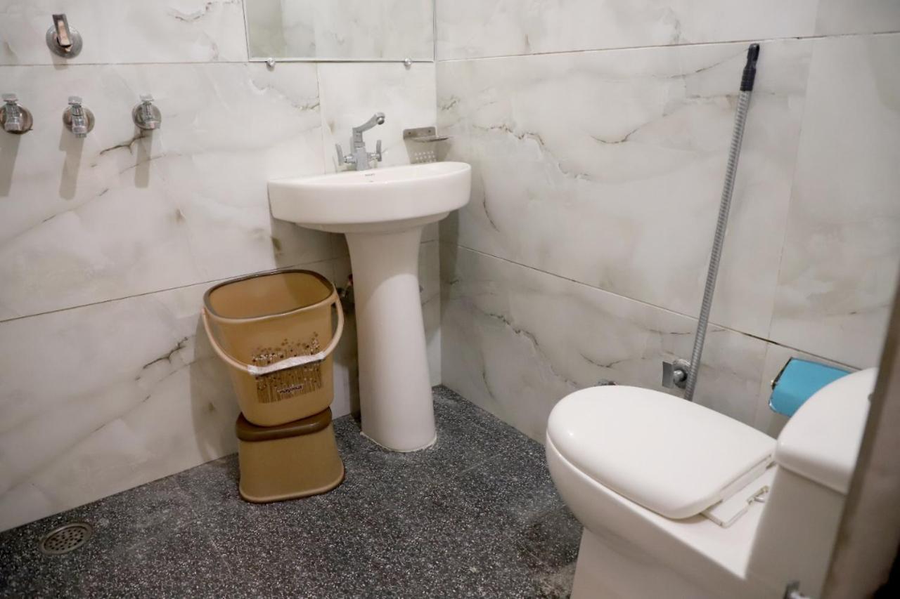 Rk Lodge Амритсар Экстерьер фото