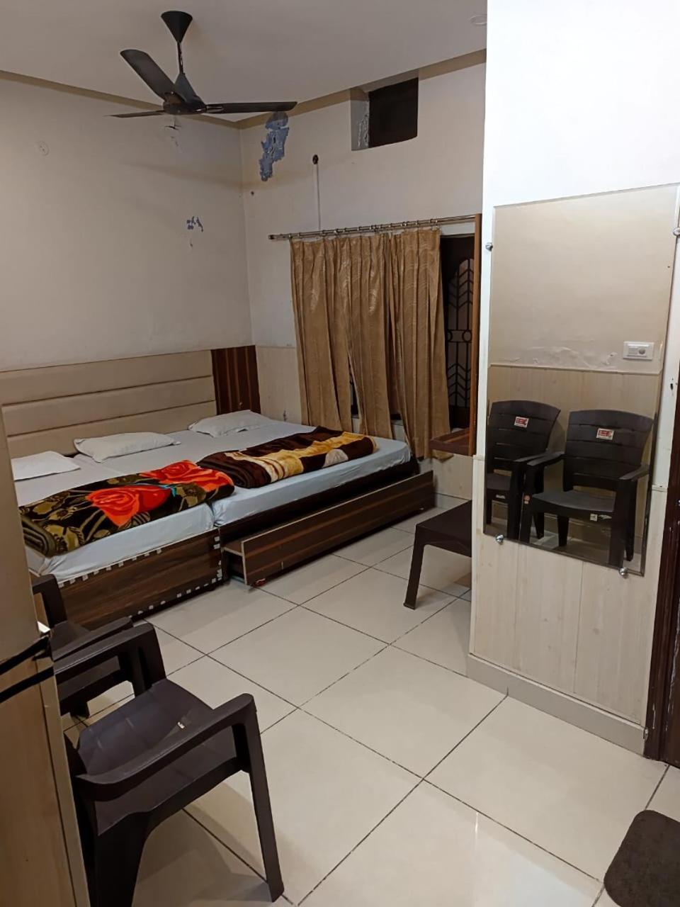 Rk Lodge Амритсар Экстерьер фото